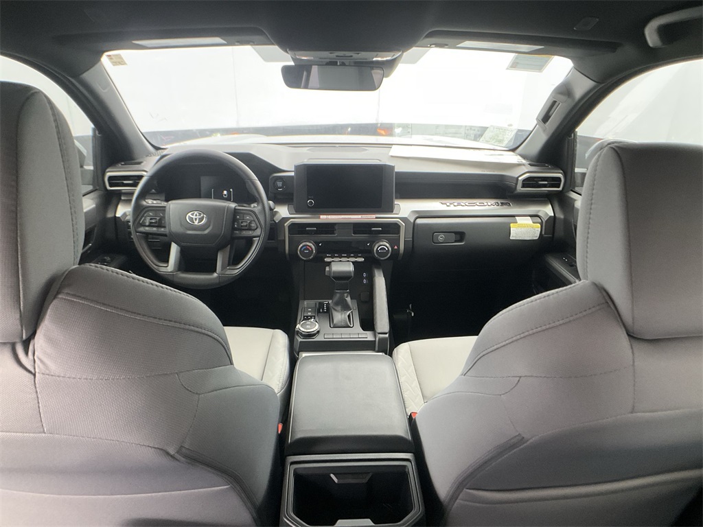 2025 Toyota Tacoma SR5 4x4 Double Cab photo 25