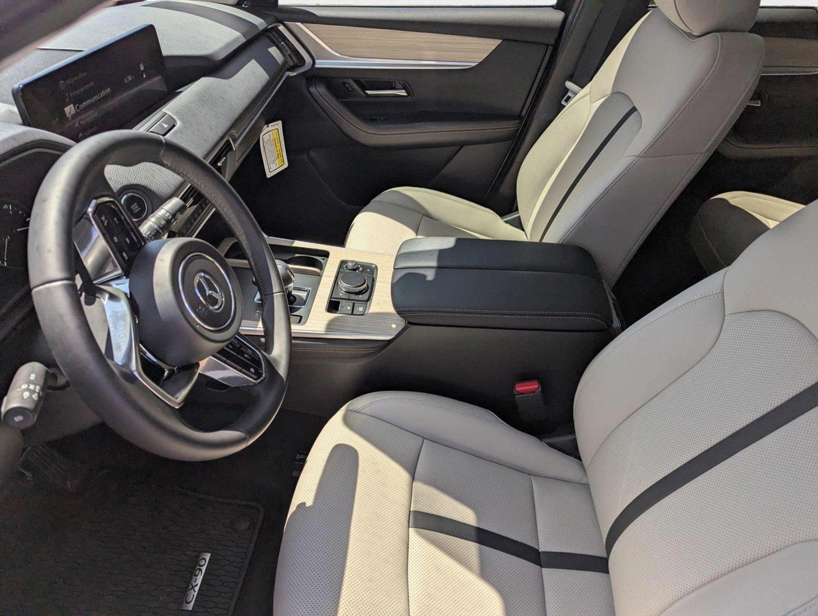 2025 Mazda CX-90 3.3 Turbo Preferred photo 4