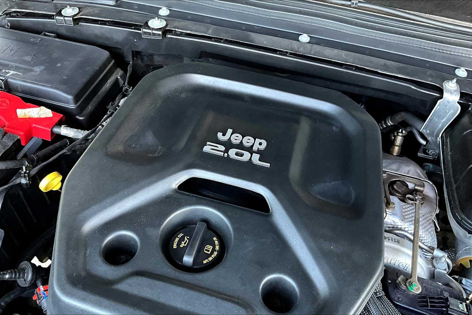2020 Jeep Wrangler Unlimited Sahara High Altitude photo 28