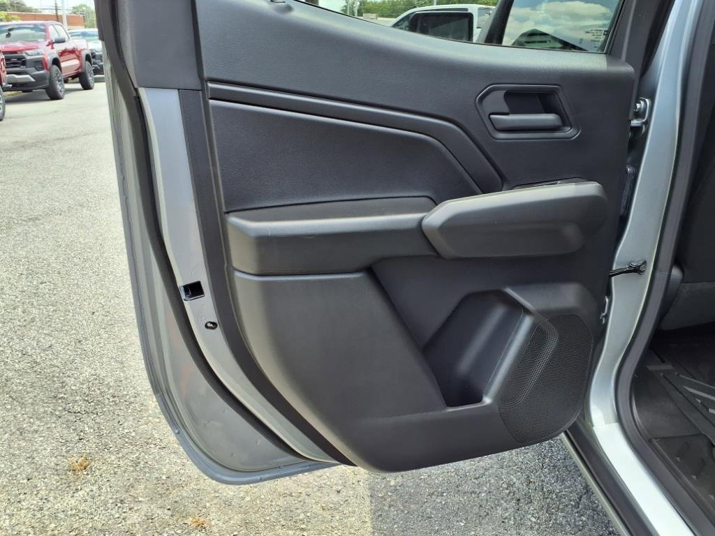 2026 Chevrolet Colorado Work Truck photo 4