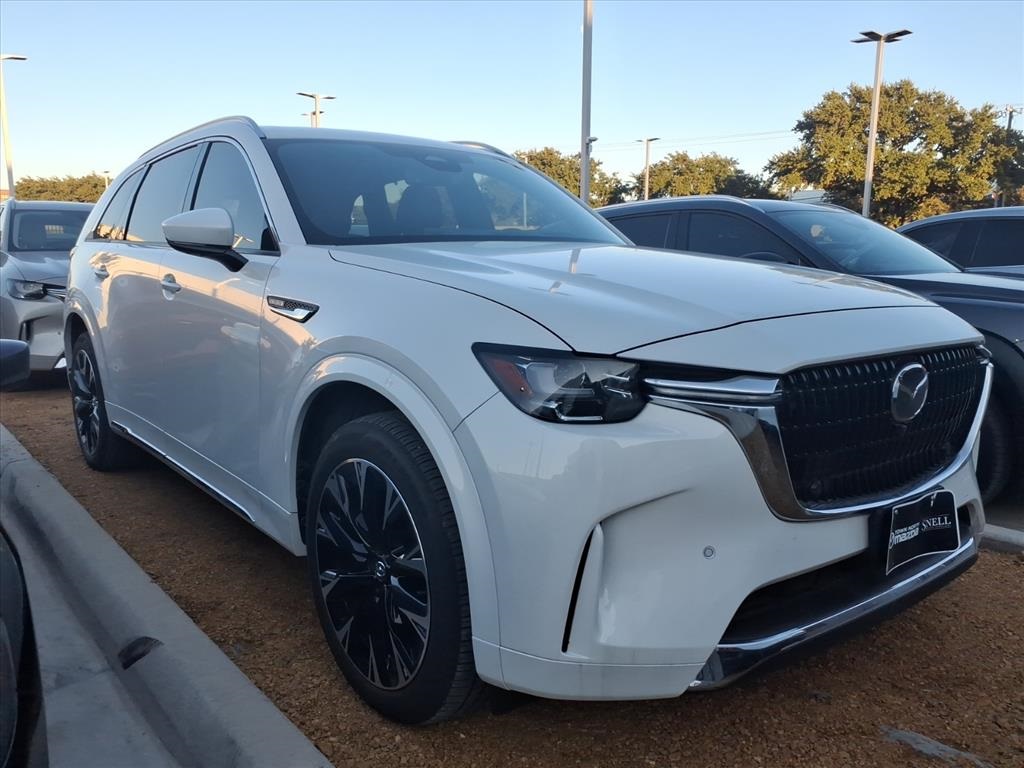 2025 Mazda CX-90 Premium Package's photo