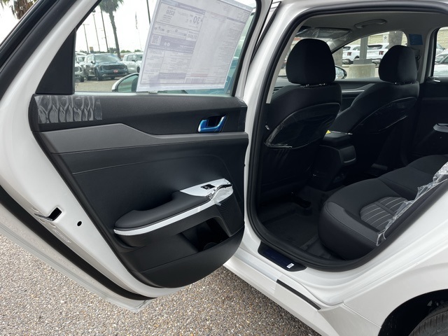 2026 Kia K5 LXS photo 15
