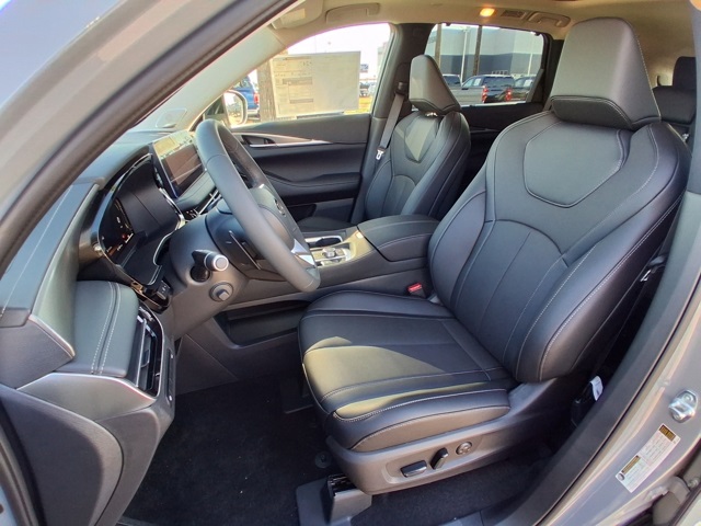 2026 Infiniti QX60 Luxe AWD photo 16