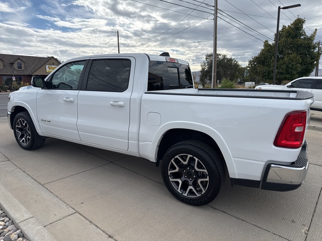 2025 Ram 1500 Laramie photo 4