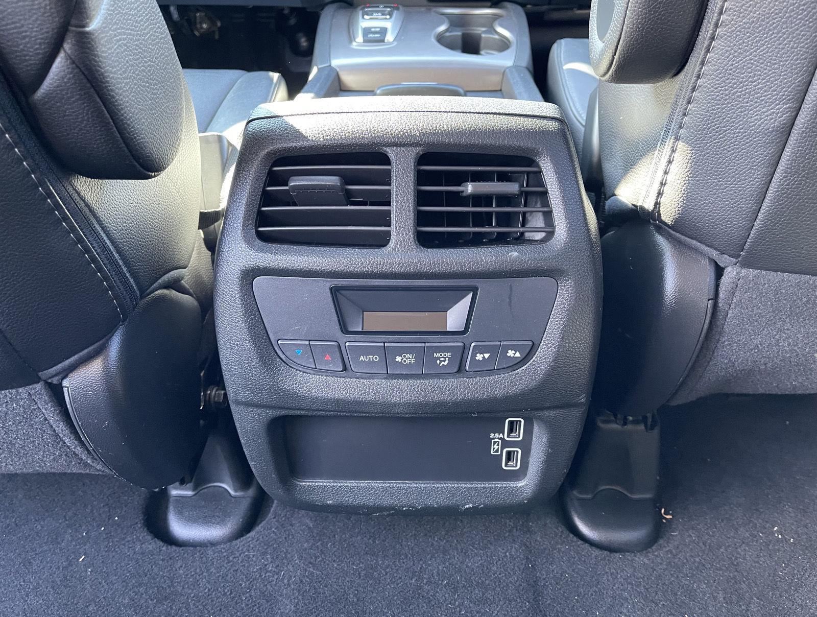 2022 Honda Pilot Special Edition photo 12