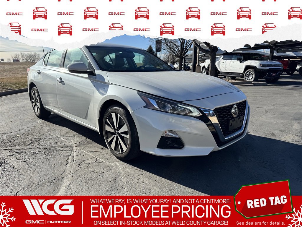 2020 Nissan Altima SL's photo