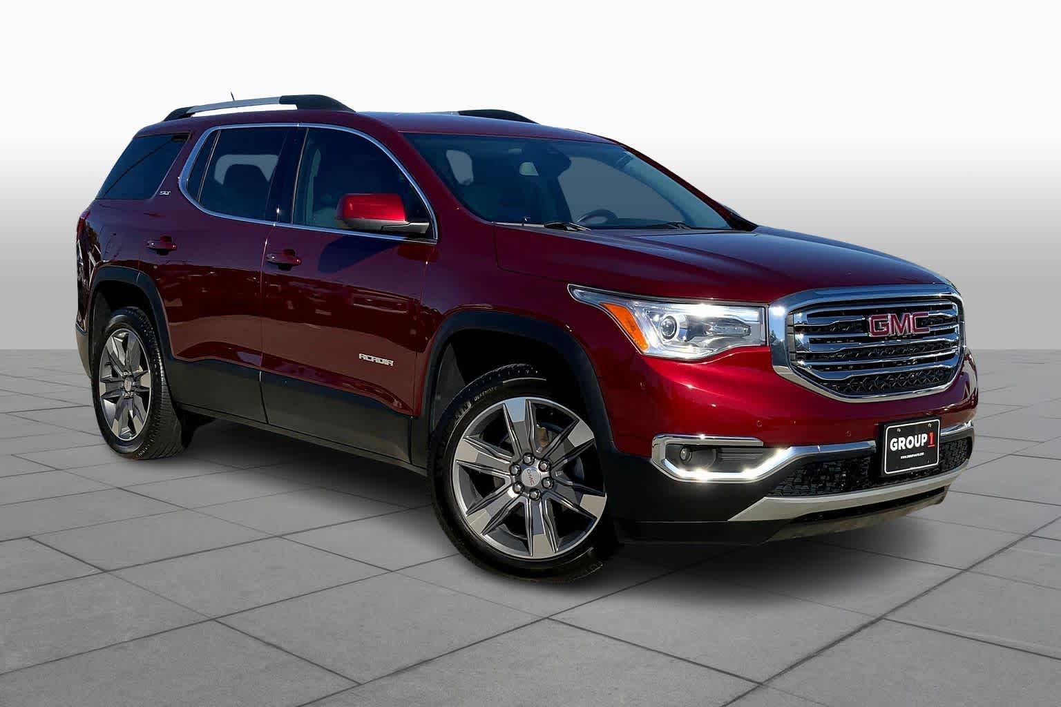 2017 Gmc Acadia SLT photo 2
