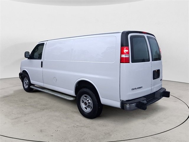 2023 Gmc Savana Cargo 2500 photo 2