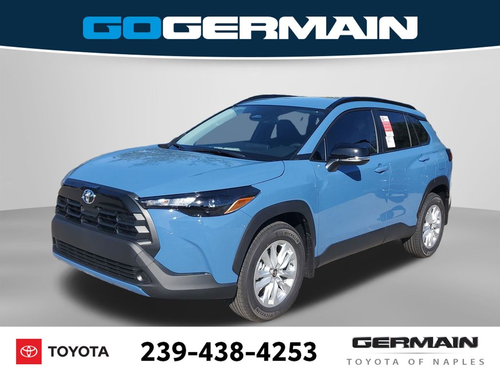 2026 Toyota Corolla Cross LE's photo