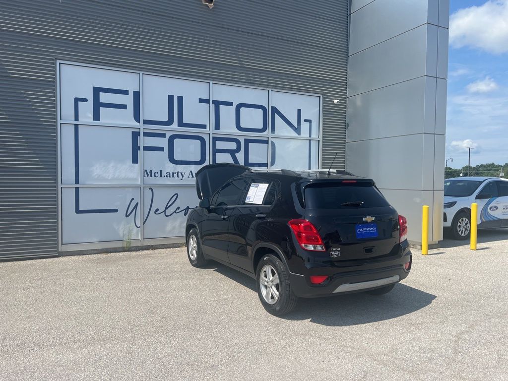 2019 Chevrolet Trax LT photo 3