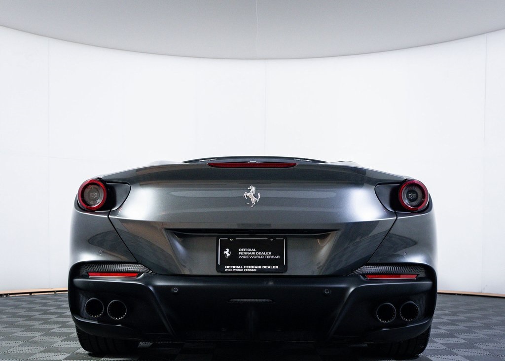 2023 Ferrari Portofino Base photo 14