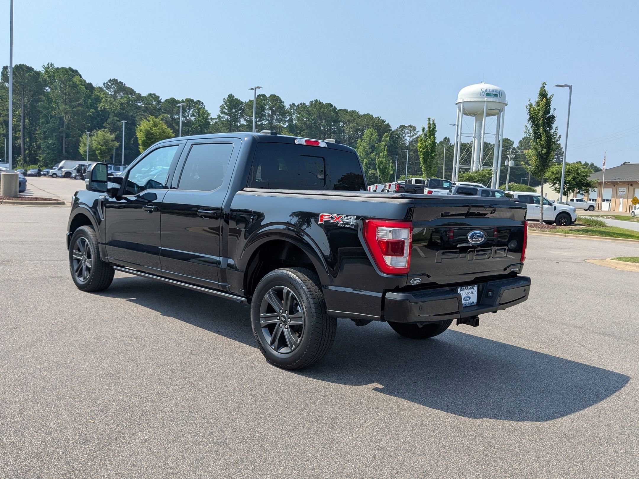 2023 Ford F-150 Lariat photo 10