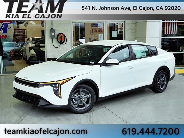 2026 Kia K4 LXS's photo
