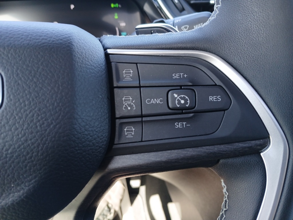 2024 Jeep Cherokee Limited 4xe photo 17