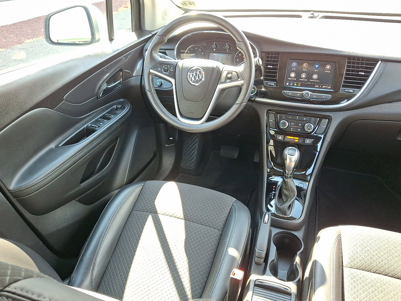 2022 Buick Encore Preferred photo 9