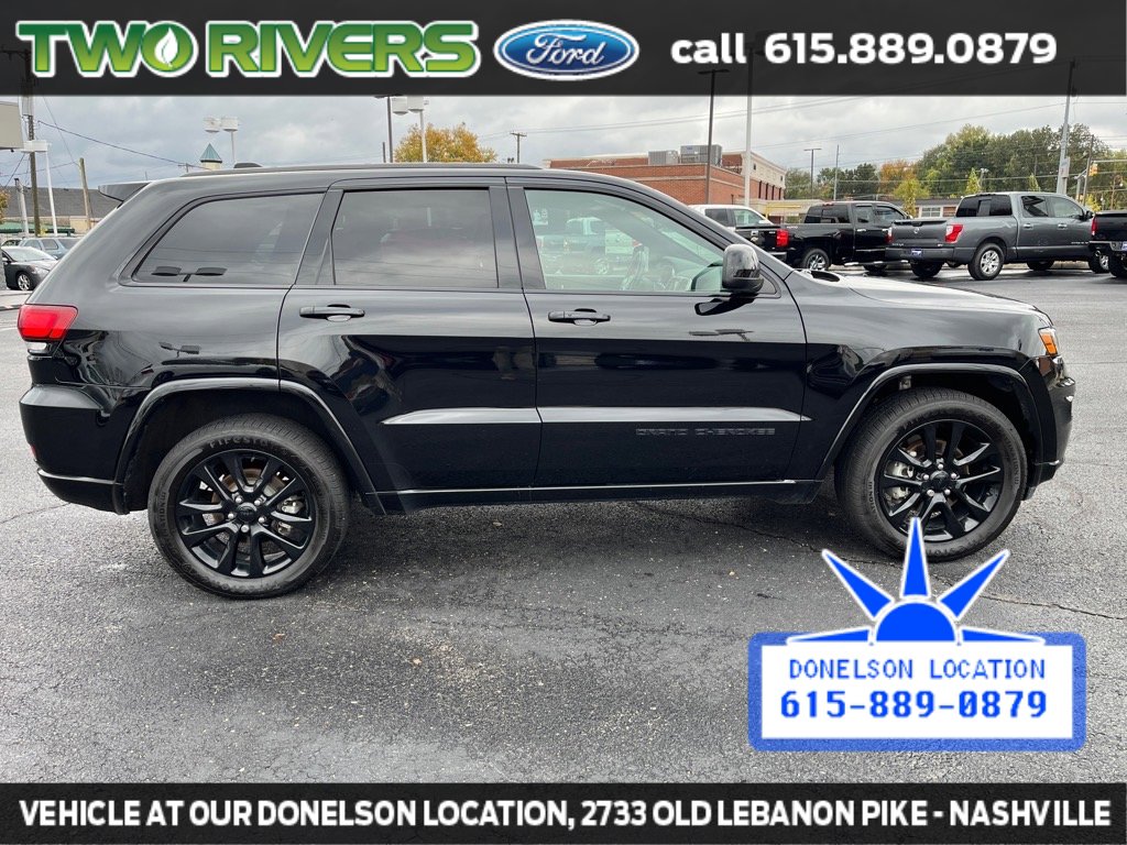 2018 Jeep Grand Cherokee Altitude photo 3