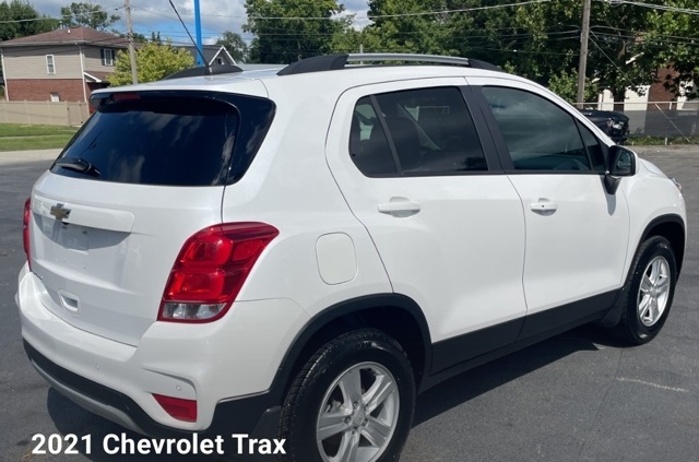2021 Chevrolet Trax LT photo 4