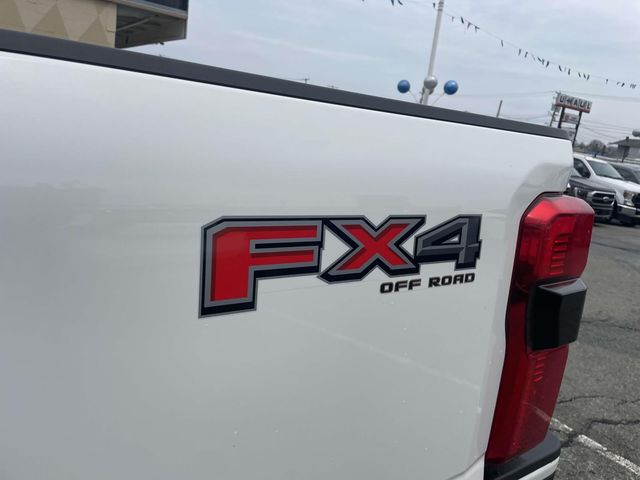 2023 Ford F-250 Lariat photo 11