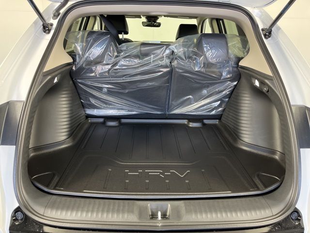 2026 Honda HR-V EX-L photo 3