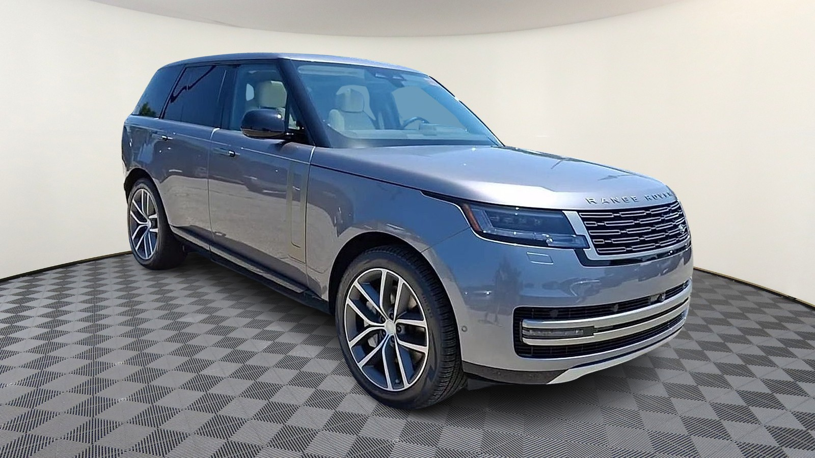 2025 Land Rover Range Rover SE photo 2