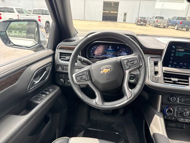 2024 Chevrolet Suburban Premier photo 15