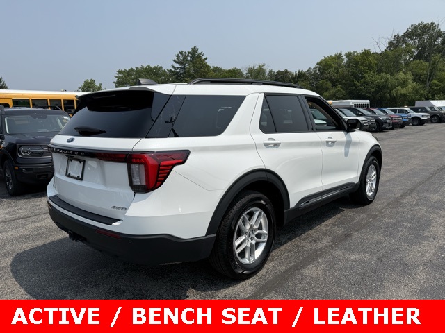 2025 Ford Explorer photo 6