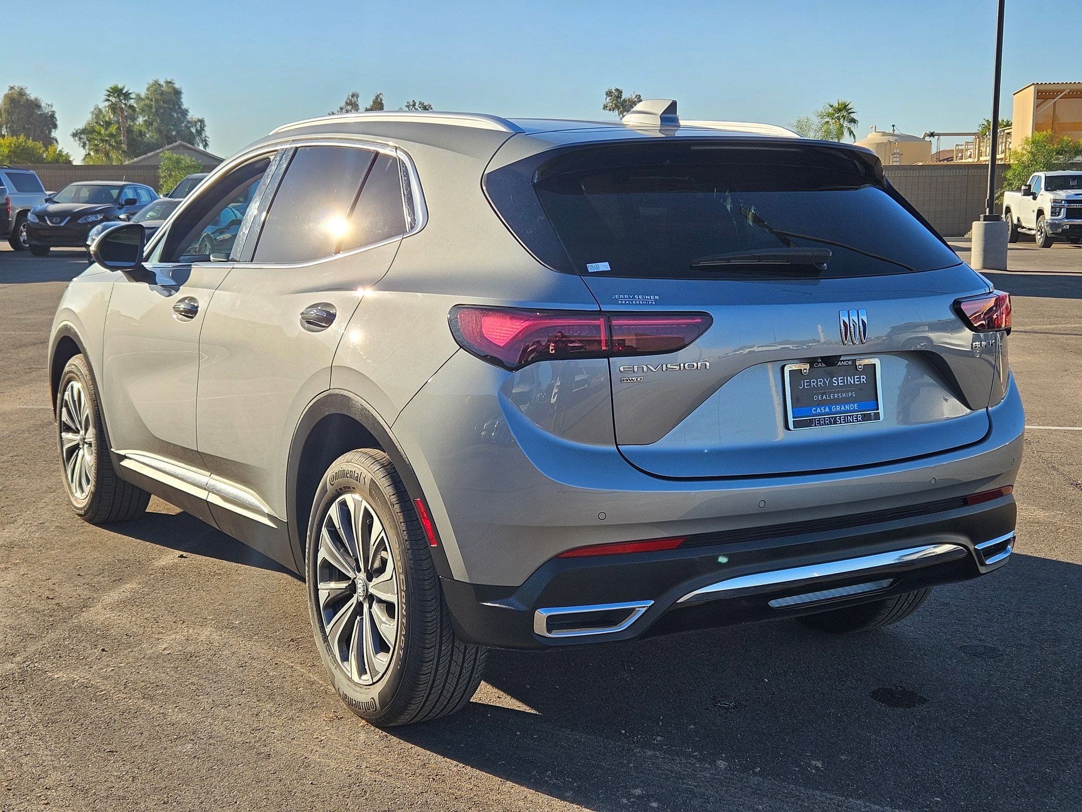 2025 Buick Envision Preferred photo 3