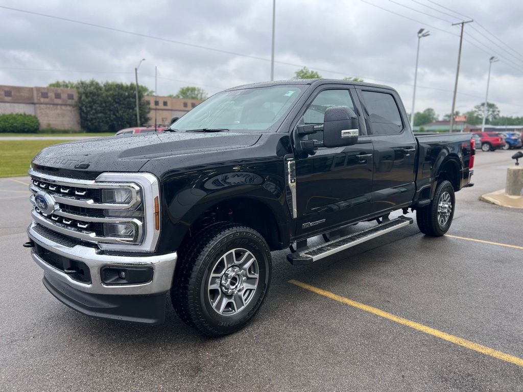 2025 Ford F-250 Lariat photo 39