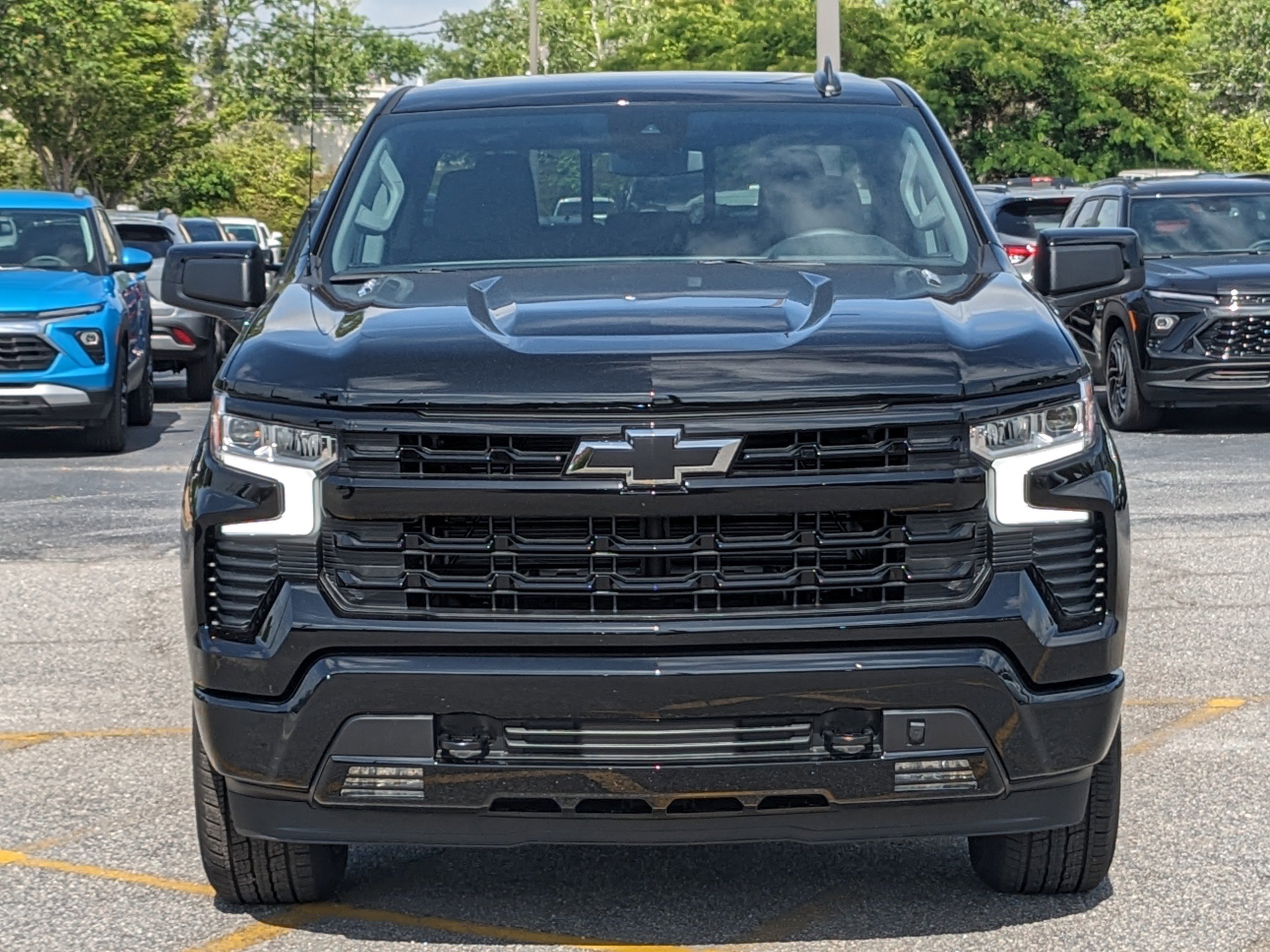 2025 Chevrolet Silverado 1500 RST photo 9