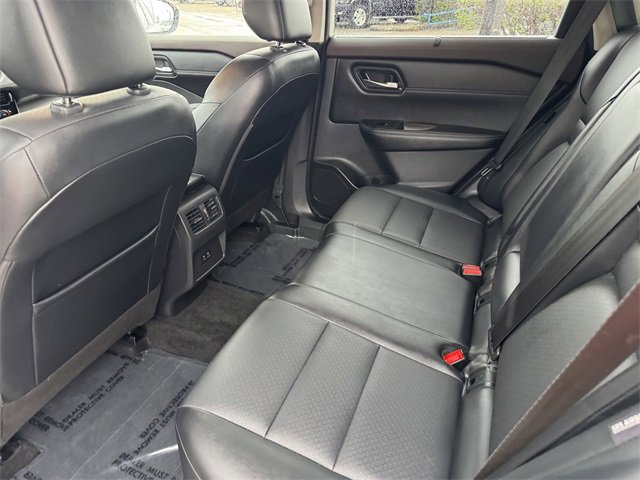 2022 Nissan Rogue SV photo 3