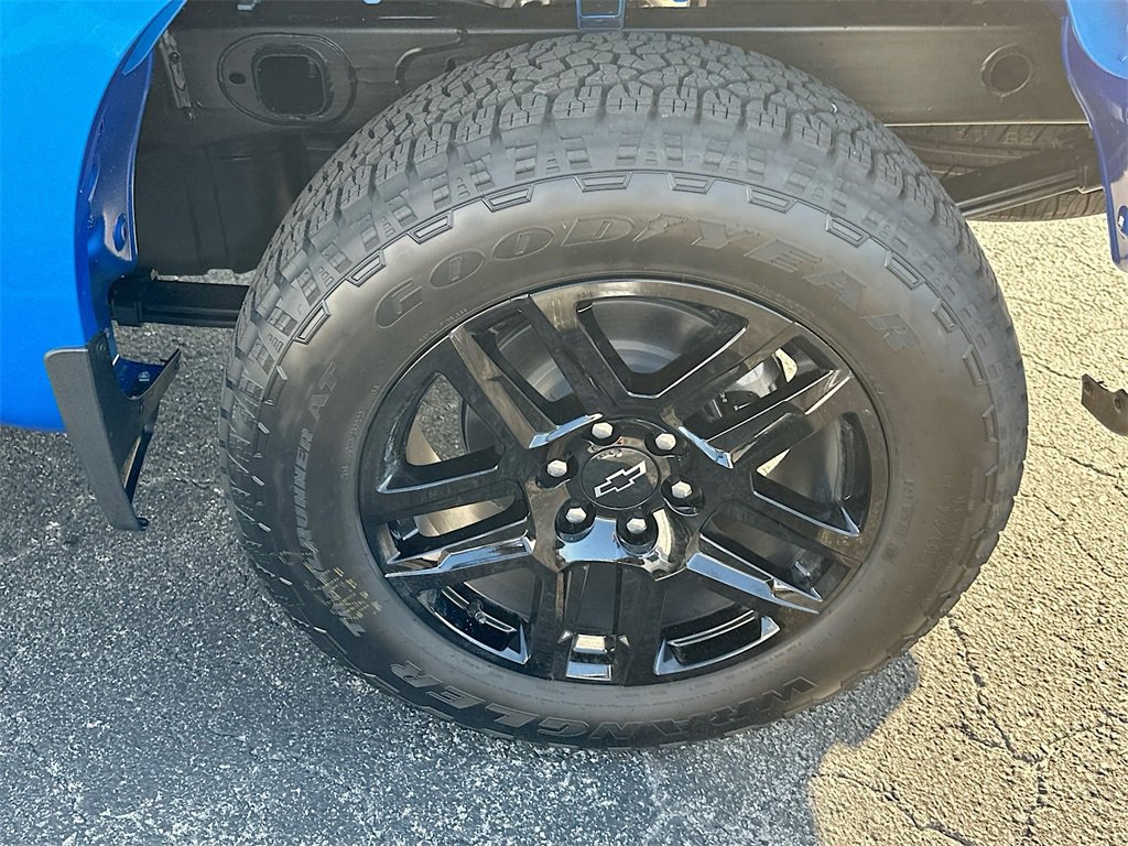 2026 Chevrolet Silverado 1500 Custom photo 18