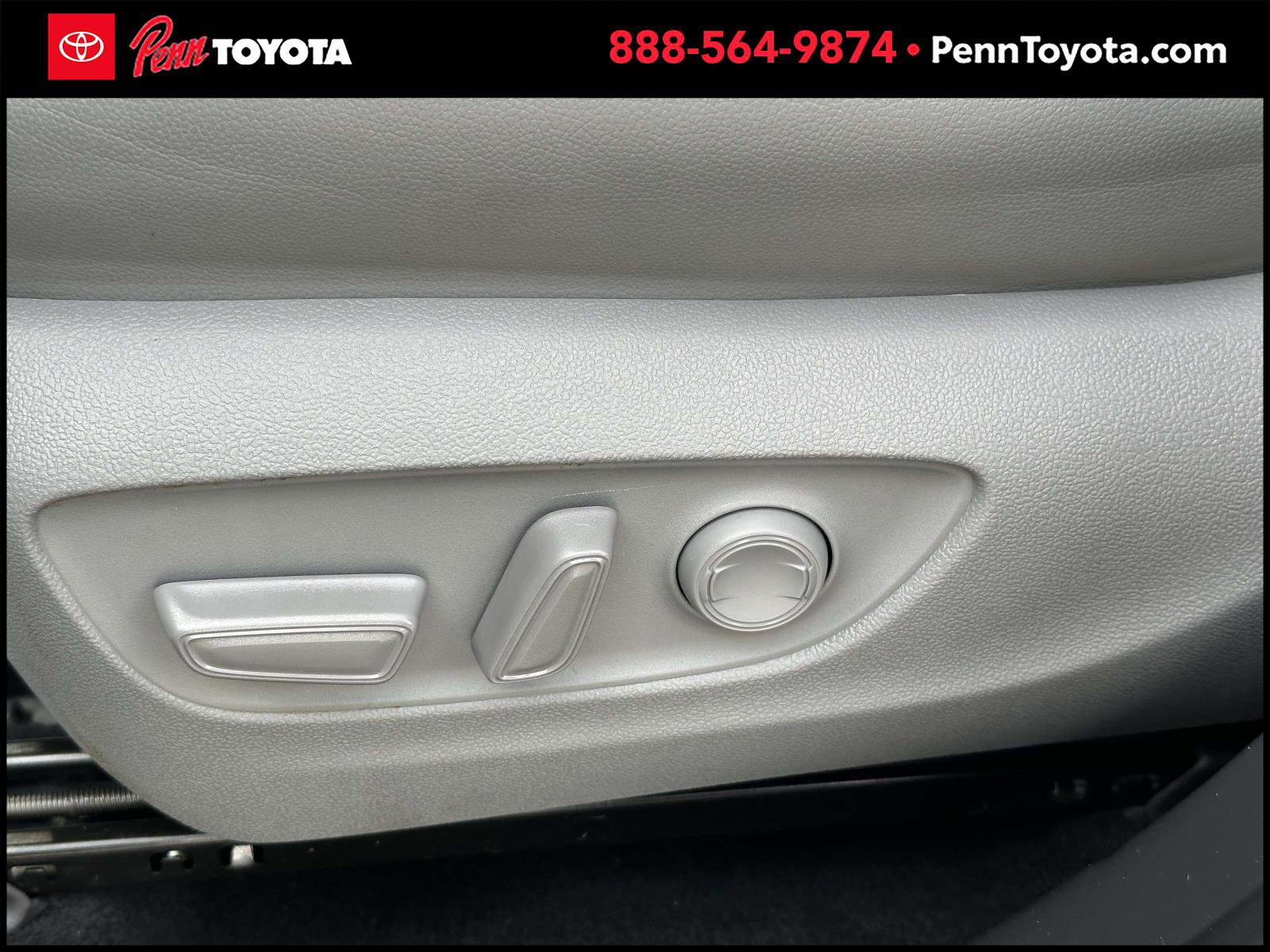 2022 Toyota Highlander XLE photo 12