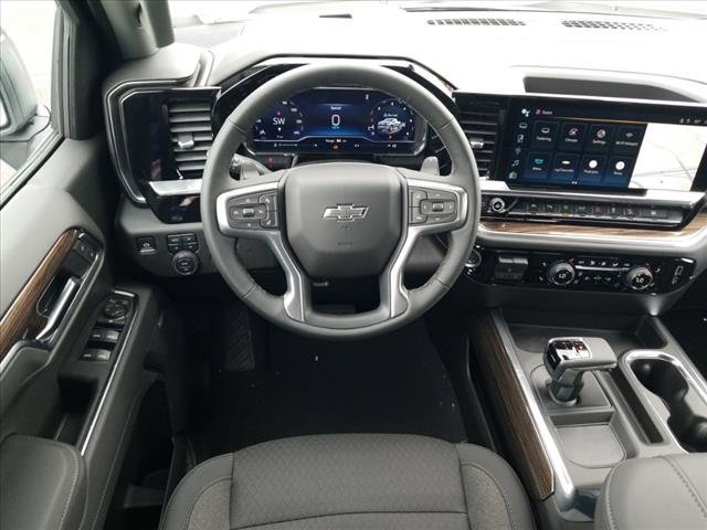 2025 Chevrolet Silverado 1500 RST photo 7