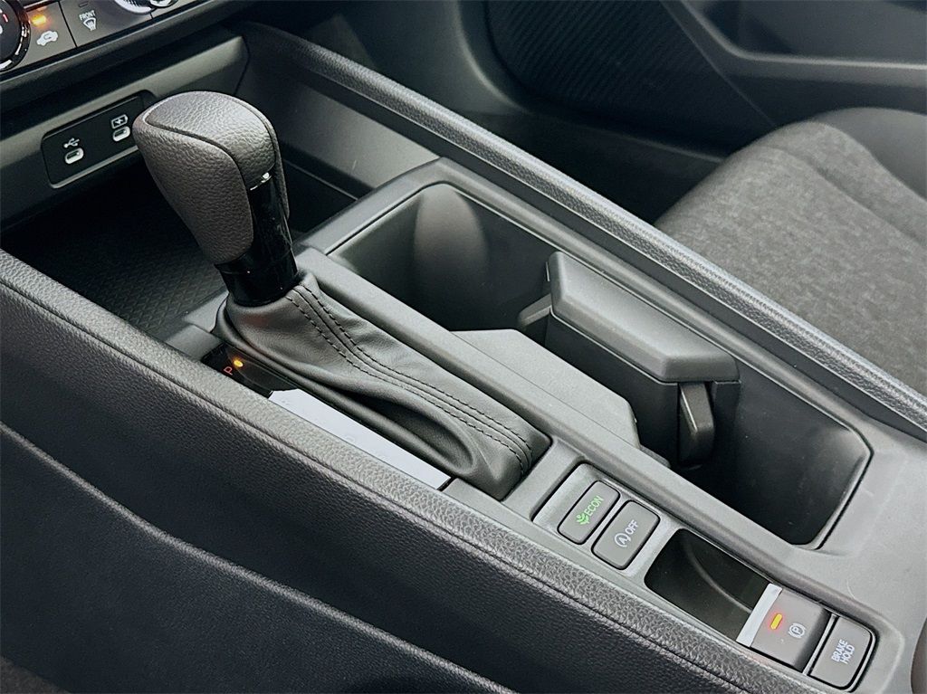 2025 Honda Accord LX photo 22