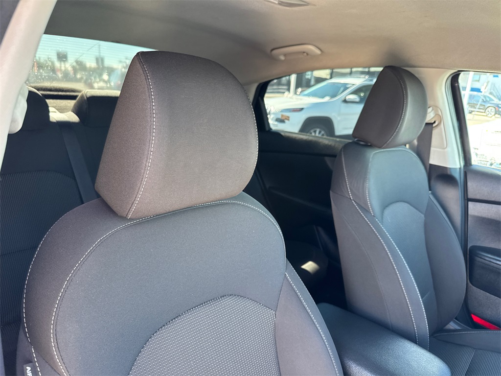 2019 Kia Forte LXS photo 12
