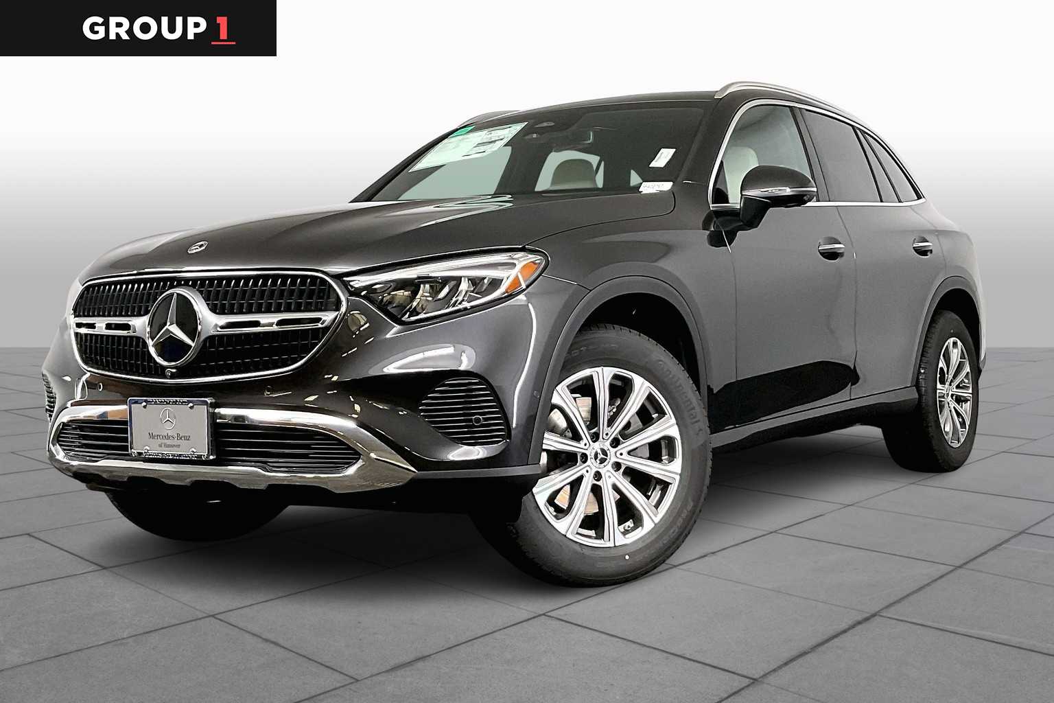 2025 Mercedes-Benz GLC Base's photo