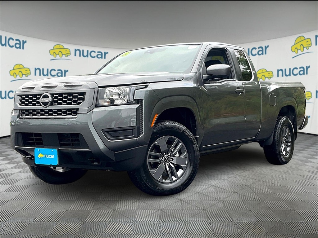 2025 Nissan Frontier SV photo 3