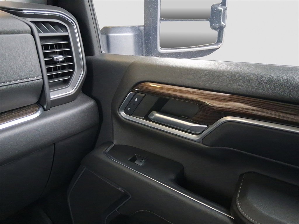 2024 Chevrolet Silverado 2500HD Sport photo 8