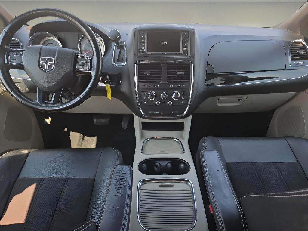 2020 Dodge Grand Caravan SXT photo 17