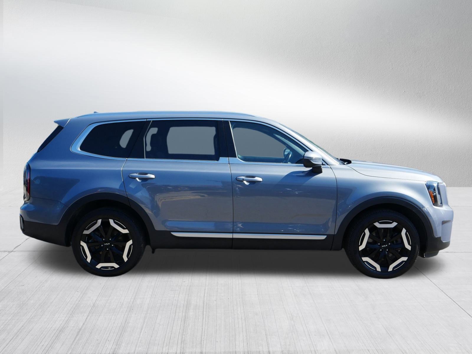 2023 Kia Telluride EX X-Line photo 8