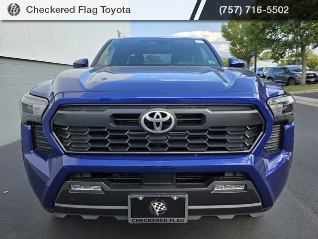 2025 Toyota Tacoma TRD Off-Road photo 12