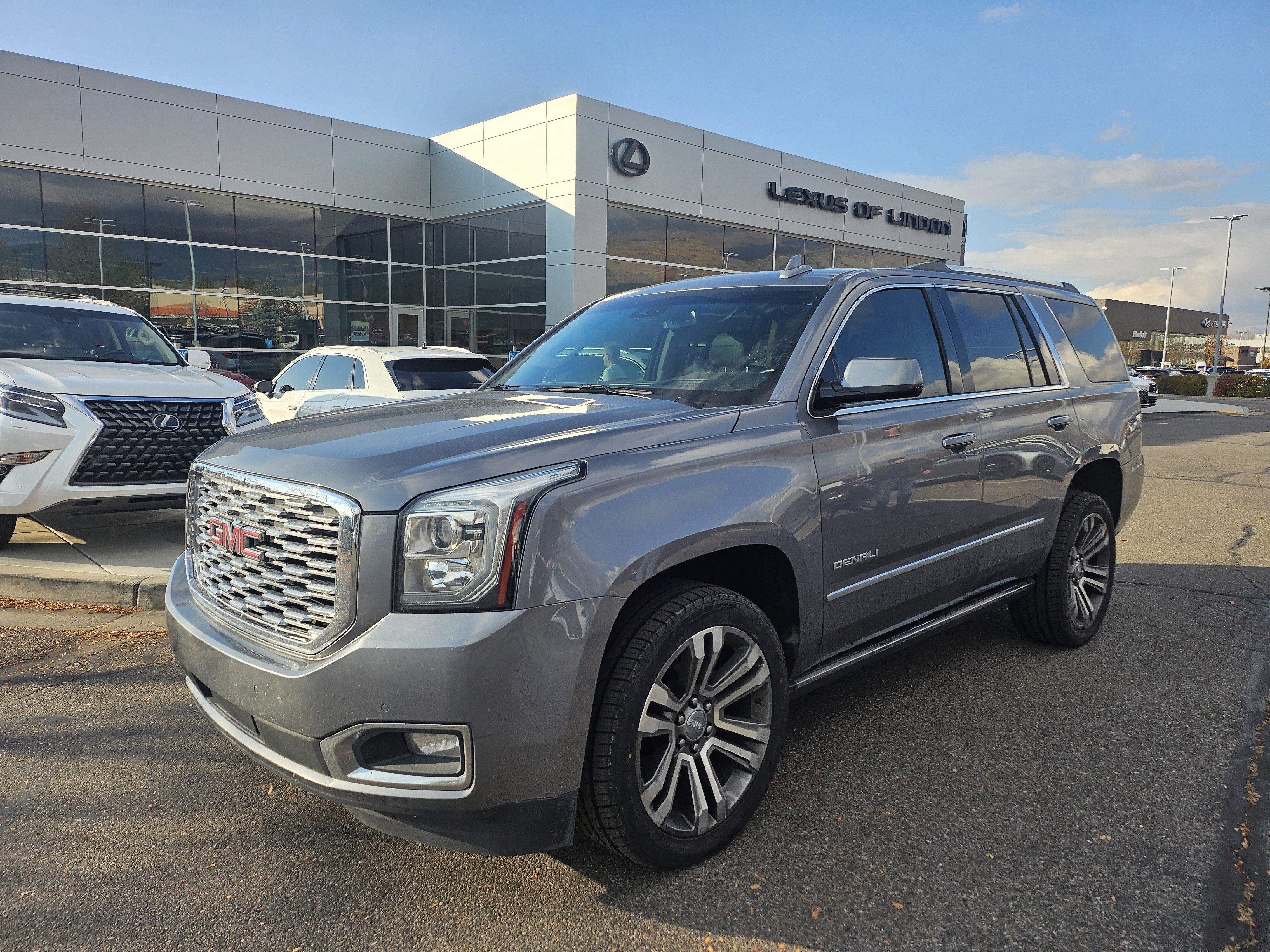 2018 GMC Yukon Denali's photo
