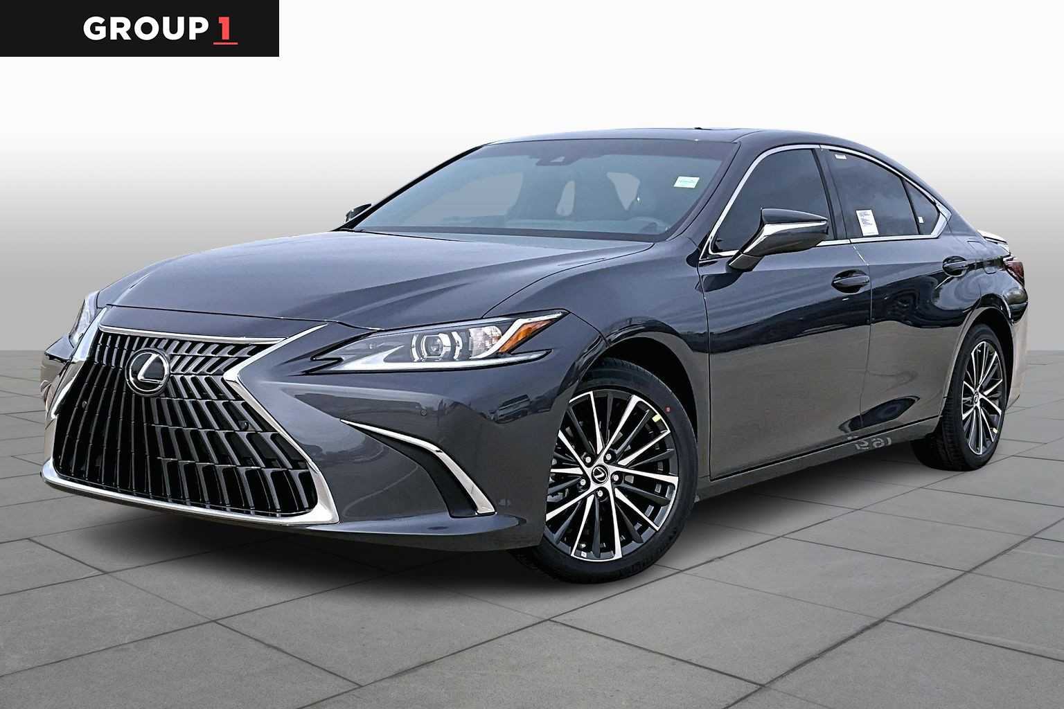 2025 Lexus ES 350's photo