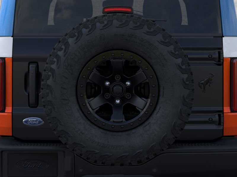 2025 Ford Bronco First Edition photo 21