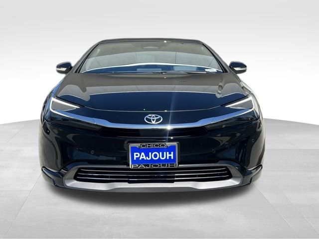 2024 Toyota Prius XLE photo 2