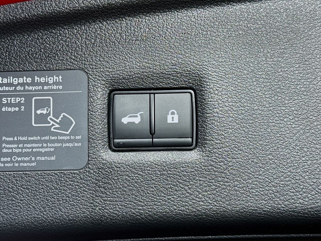 2023 Infiniti QX55 Essential photo 33