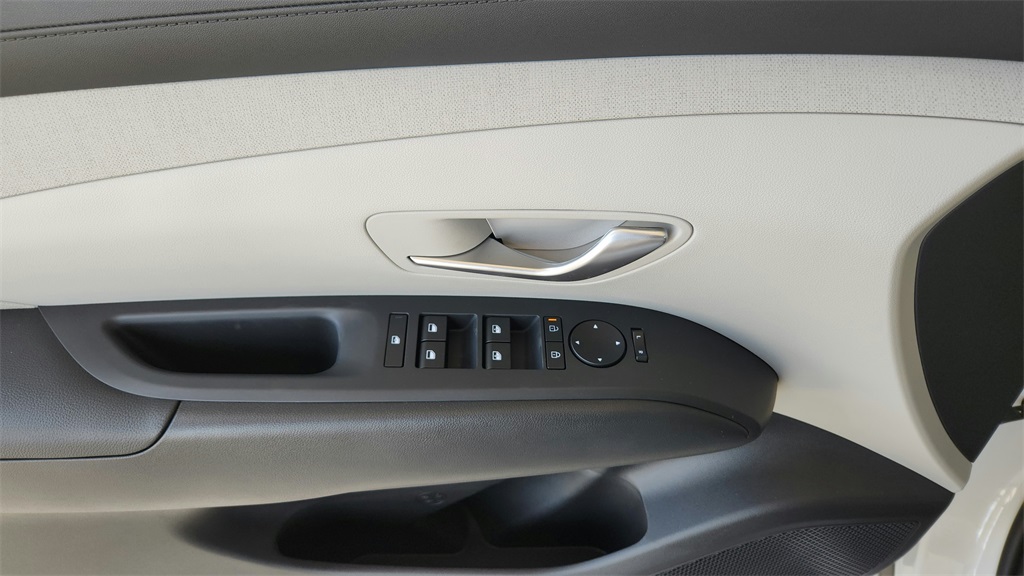 2025 Hyundai Tucson Hybrid SEL Convenience photo 22