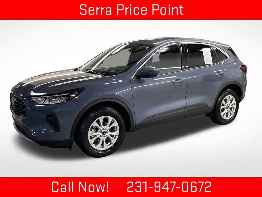 2023 Ford Escape Active's photo