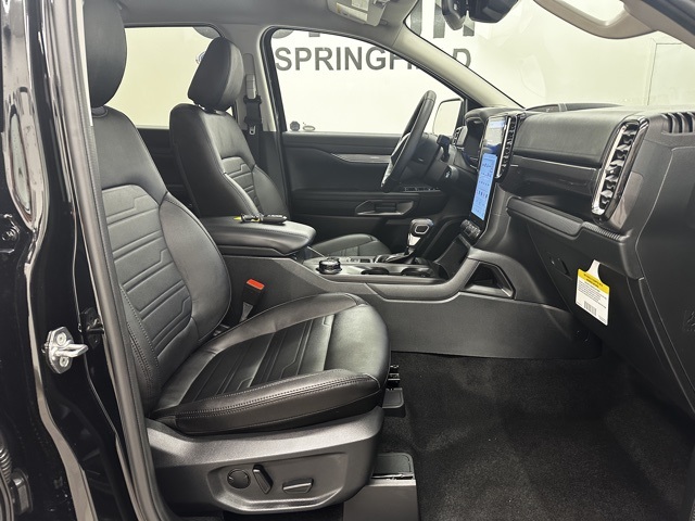 2025 Ford Ranger Lariat photo 12