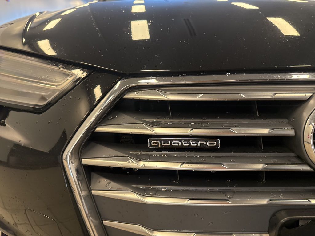 2019 Audi A4 2.0T Premium Quattro photo 4